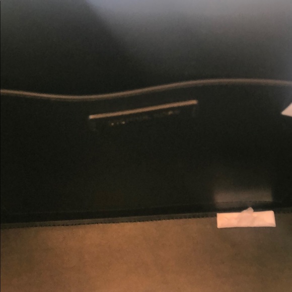 Michael Kors purse - Picture 2 of 3